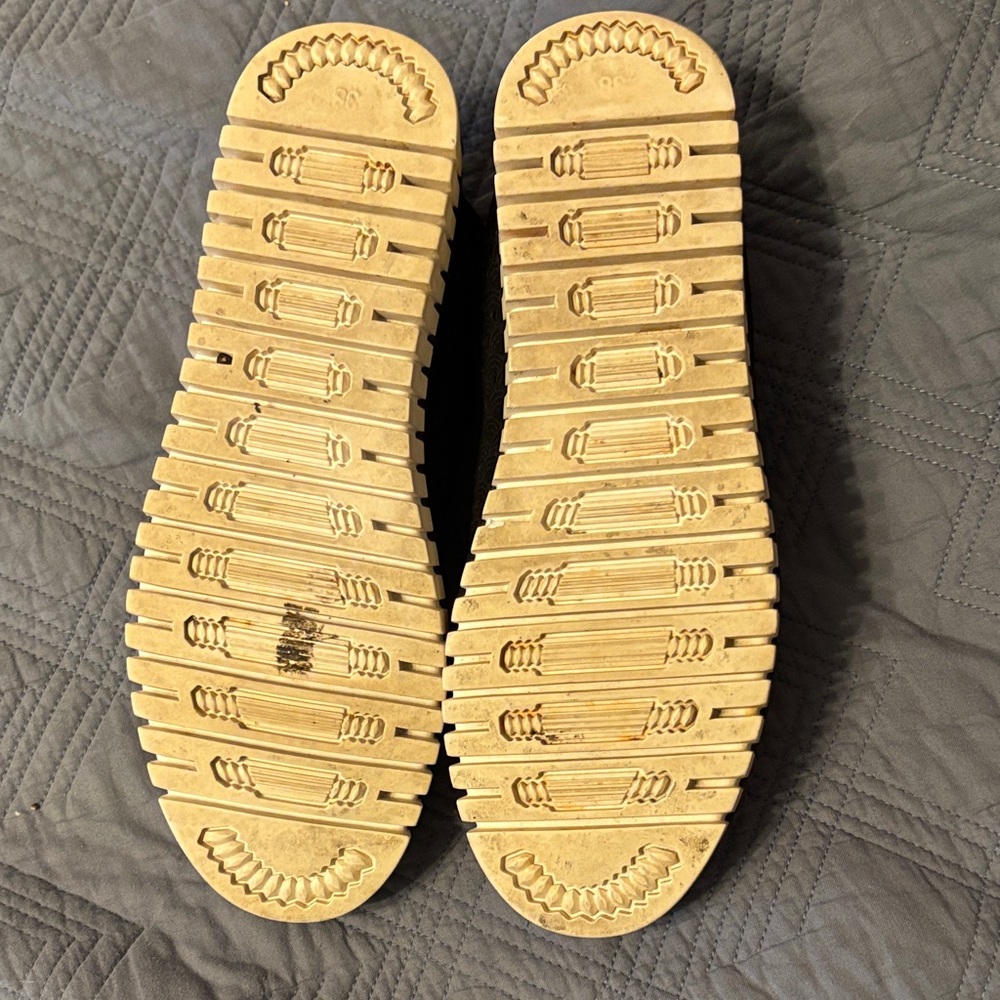 Ilse Jacobsen Black Perforated Suede Slip-On Slippers - Picture 4 of 6